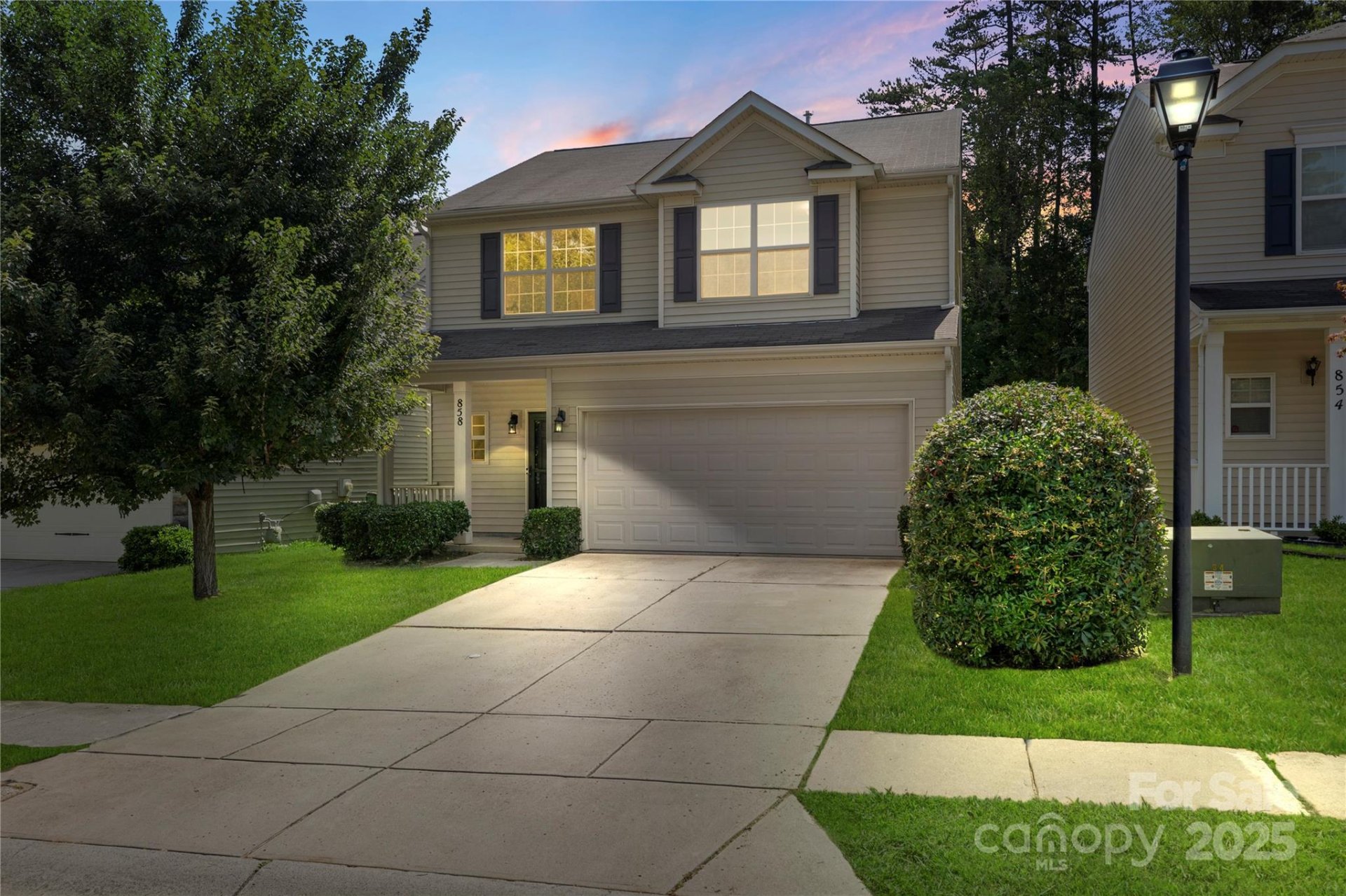858 Rook Road