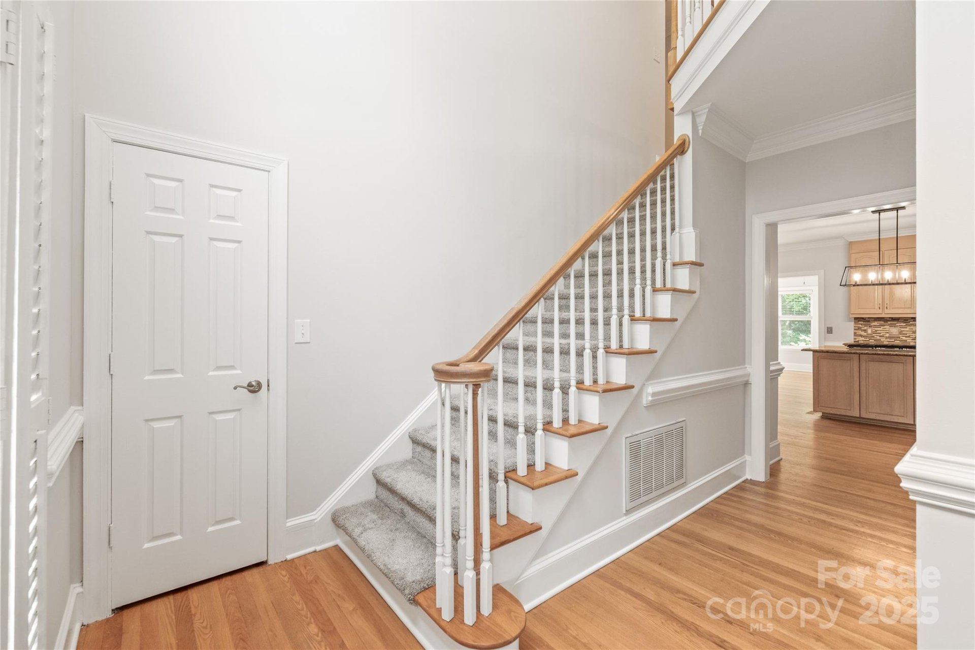 Property image 4 at 7301 Leharne Drive, Charlotte, NC 28270