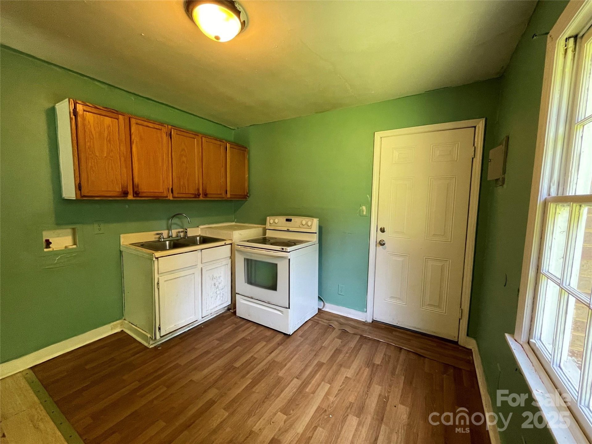 Property image 4 at 1824 Maribel Avenue, Charlotte, NC 28216