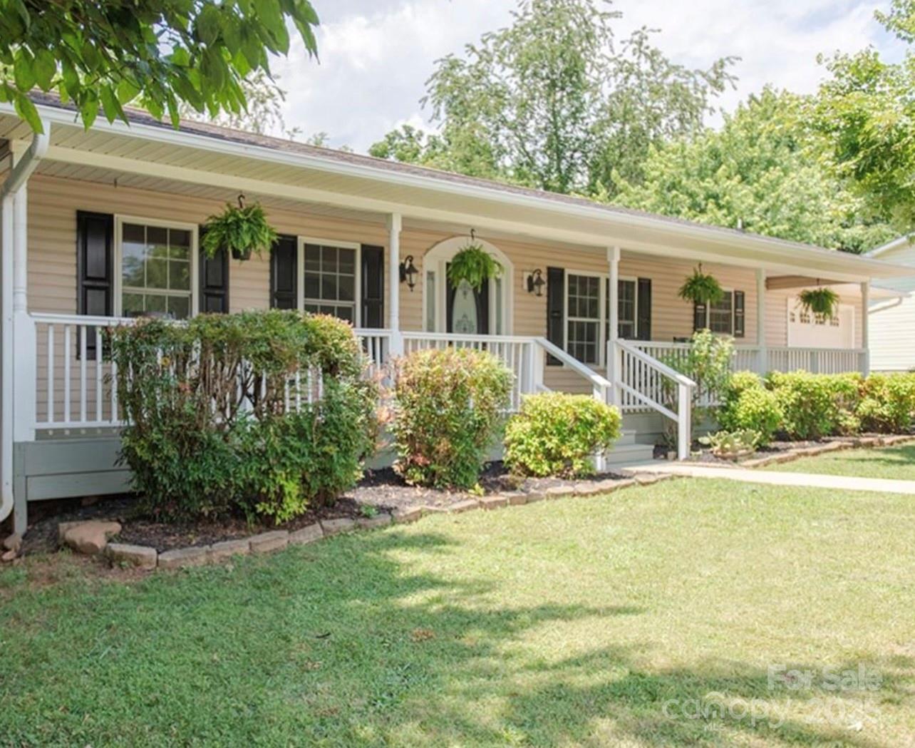 Property at 35 Sydney Lane, Asheville, NC 28806