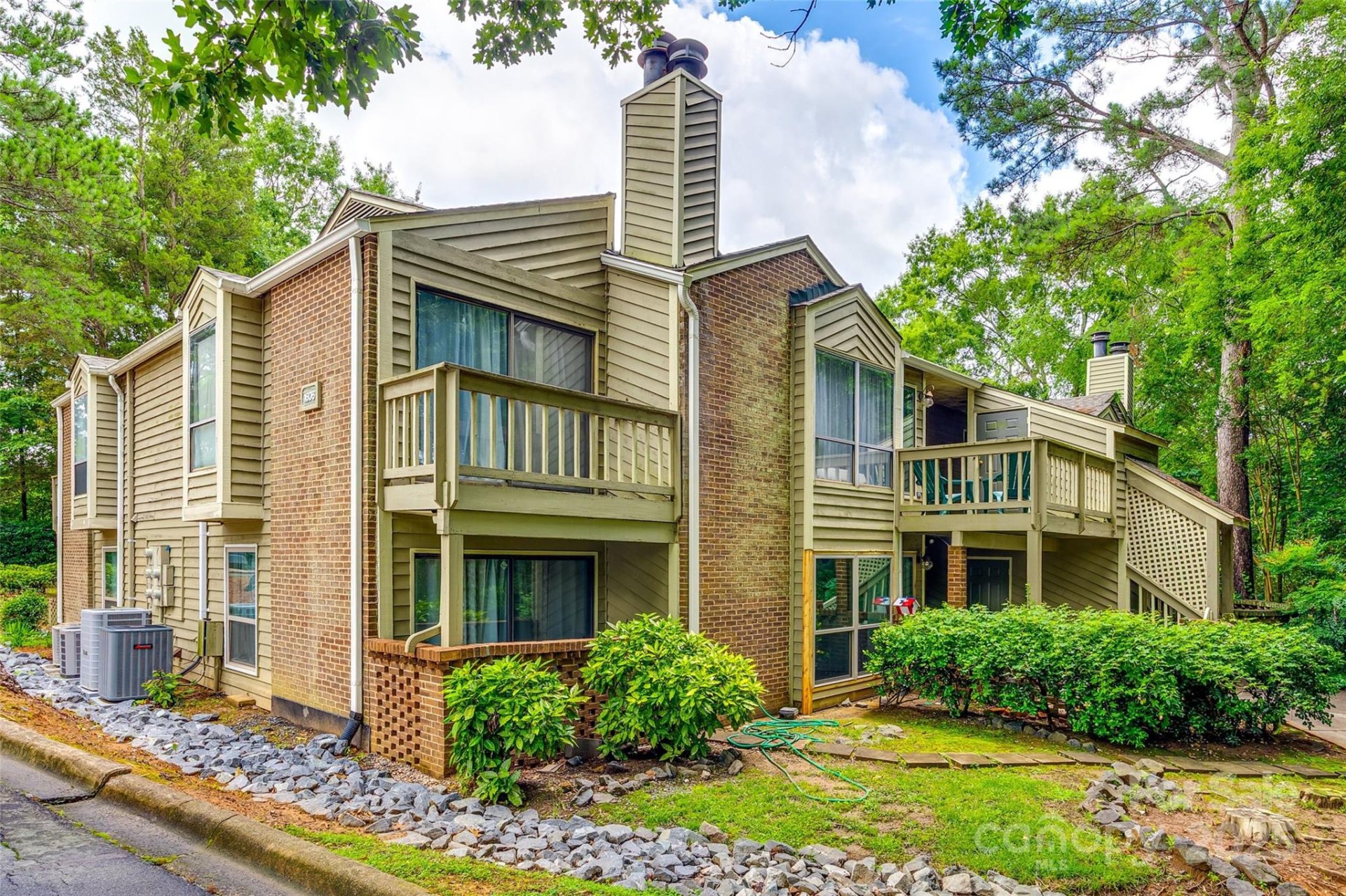 Property image 2 at 1606 Sharon Road, Charlotte, NC 28210