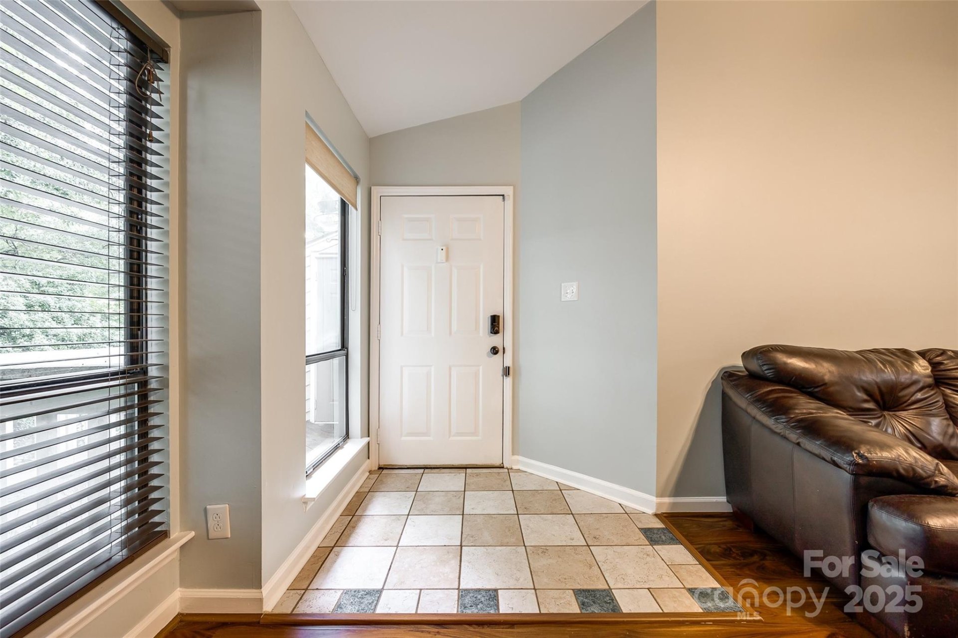 Property image 4 at 1606 Sharon Road, Charlotte, NC 28210