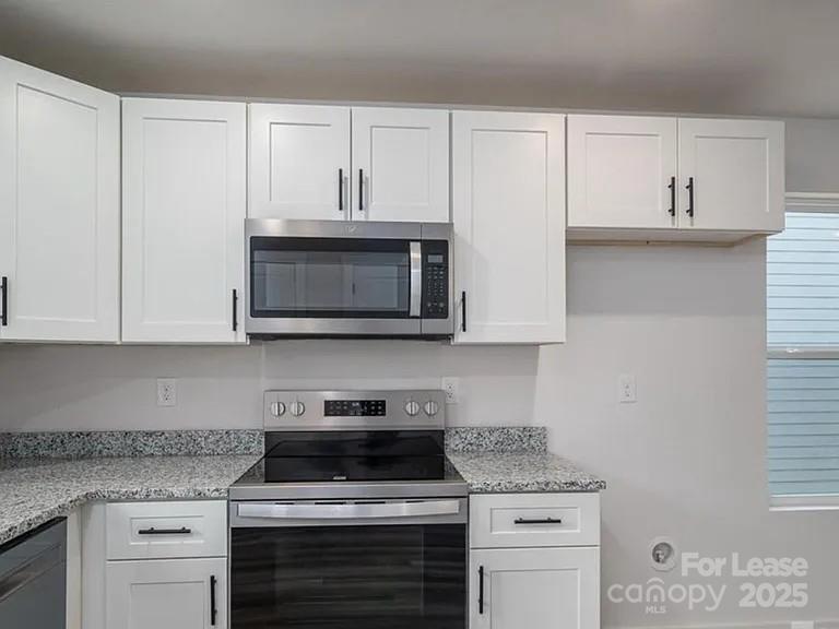 Property image 2 at 709 7th Avenue, Hickory, NC 28602