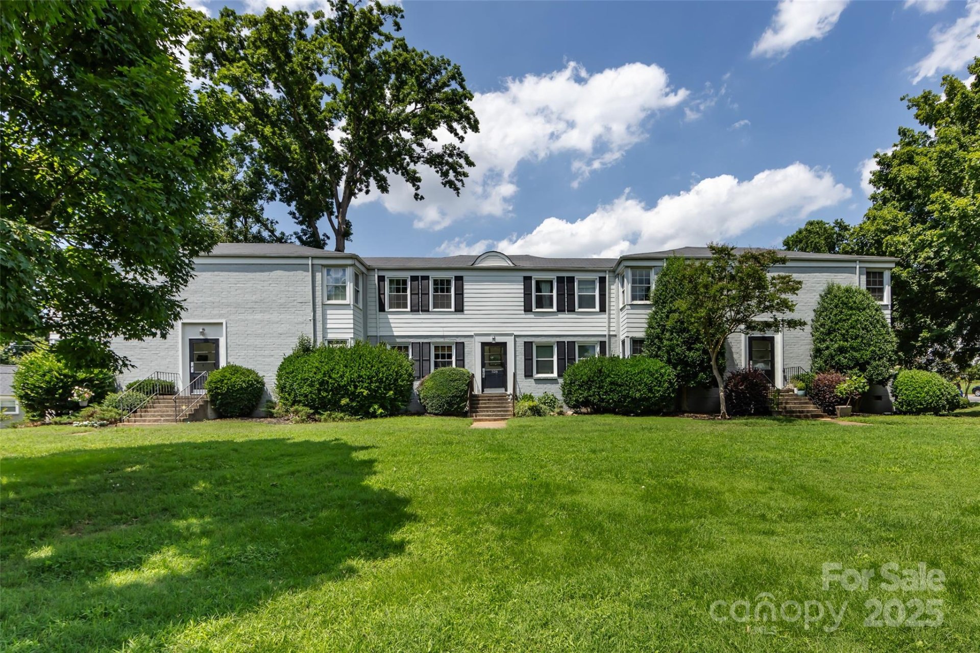 Property image 2 at 528 Wakefield Drive, Charlotte, NC 28209