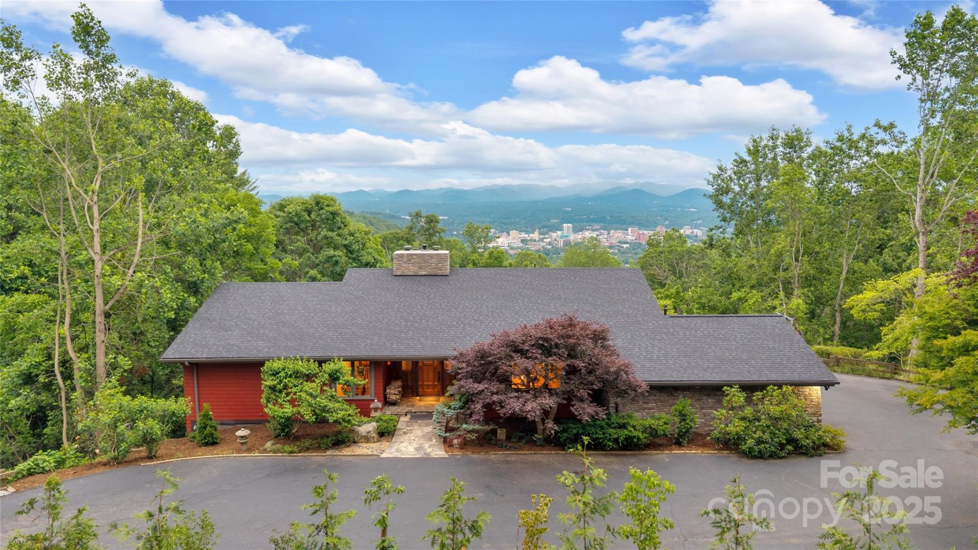 Property image 2 at 24 Westhaven Drive, Asheville, NC 28804