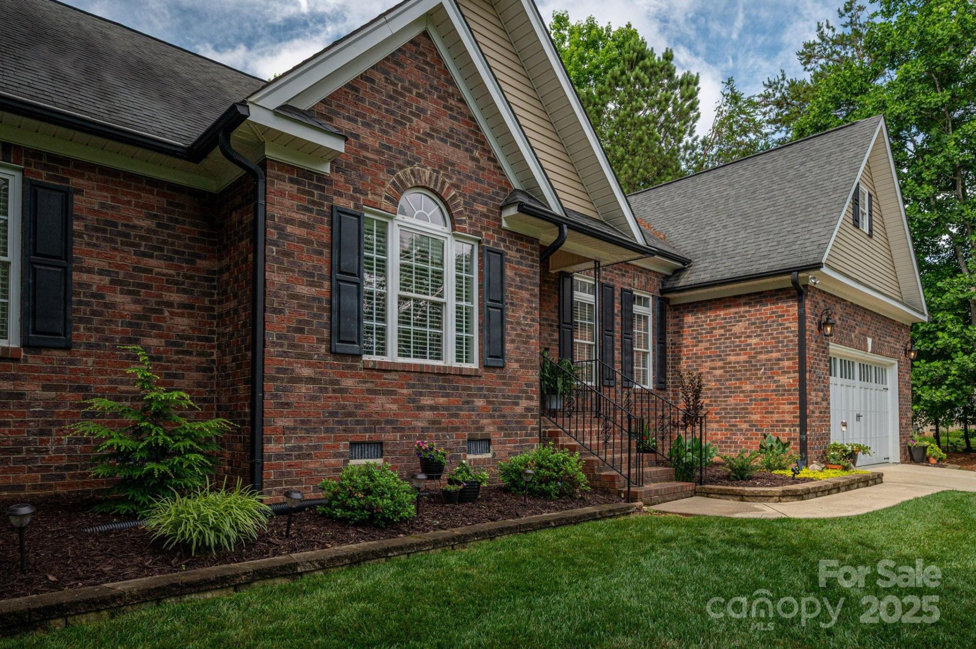Property image 3 at 7988 Golf Course Drive, Denver, NC 28037