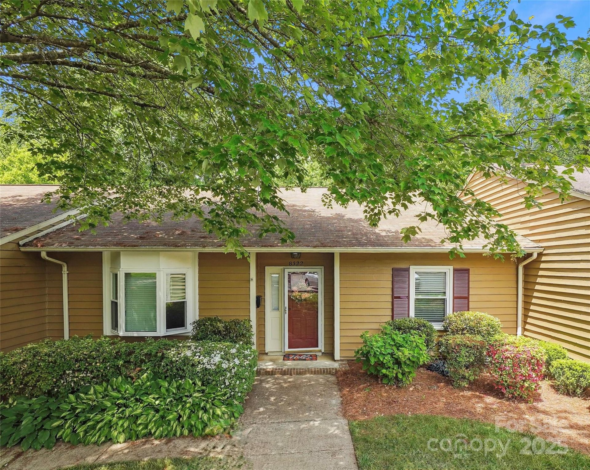 8322 Summerglen Circle