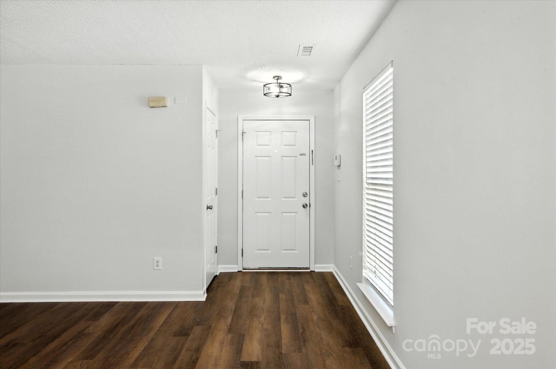 Property image 5 at 5717 Fairchase Avenue, Charlotte, NC 28269