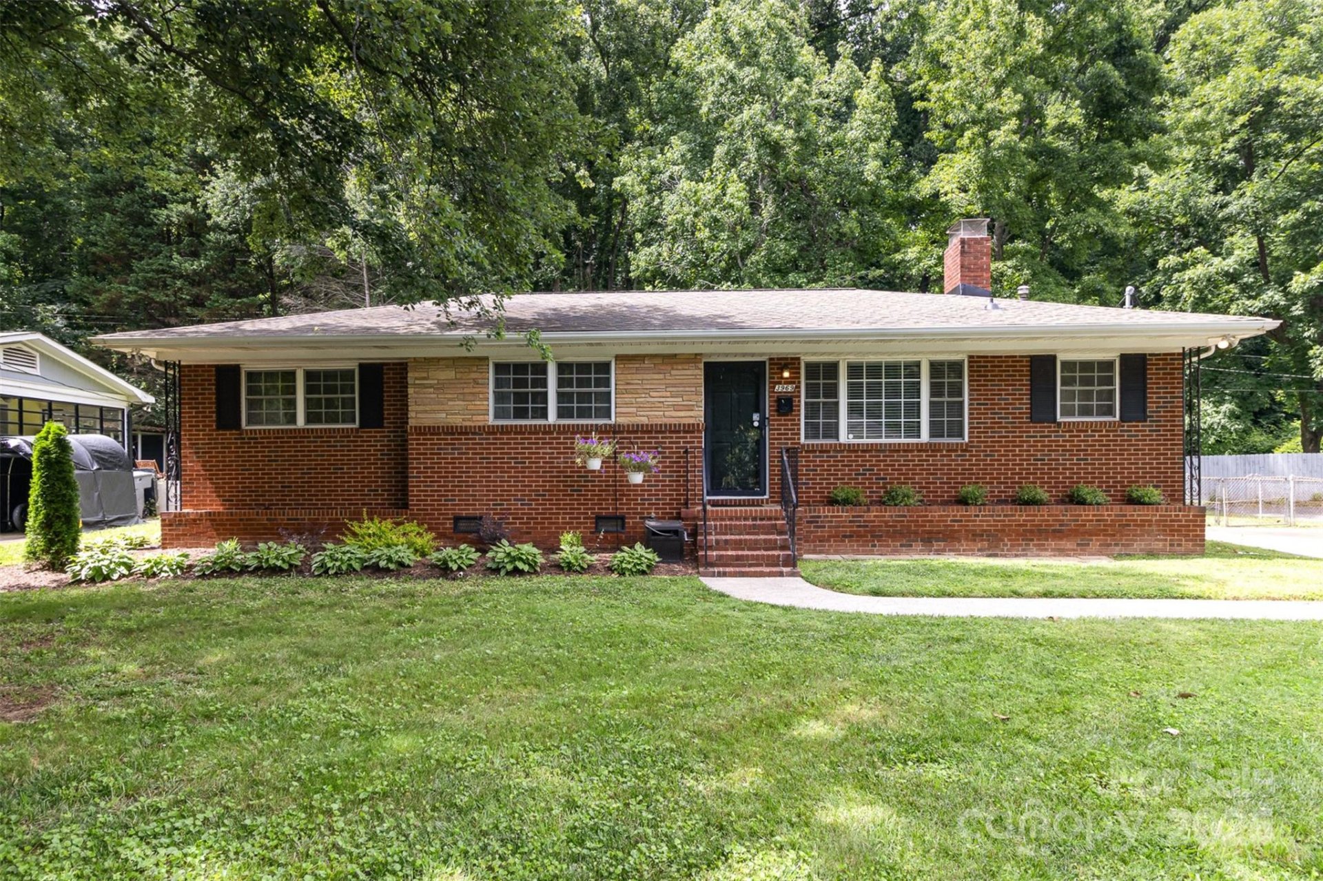 Property image 1 at 3969 Sheffield Drive, Charlotte, NC 28205