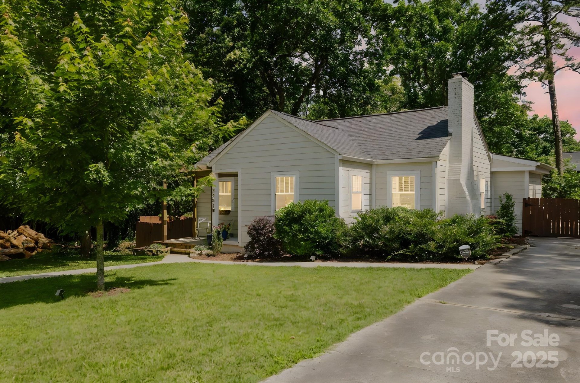 Property image 1 at 3307 Draper Avenue, Charlotte, NC 28205