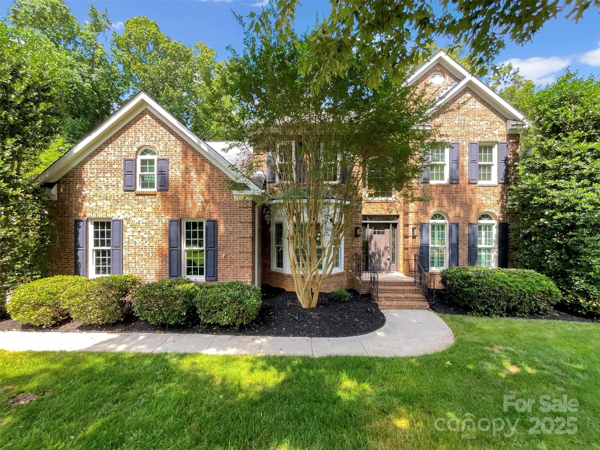 2027 Brook View Court
