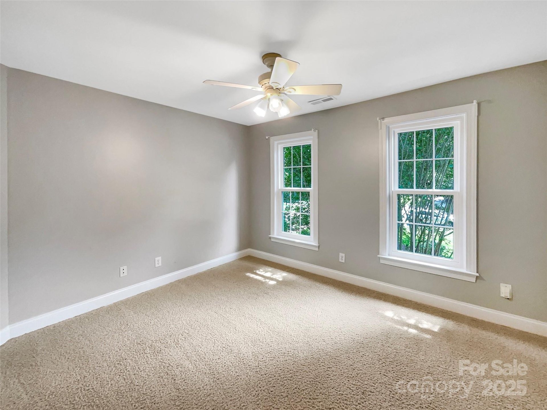 Property image 5 at 2027 Brook View Court, Matthews, NC 28104