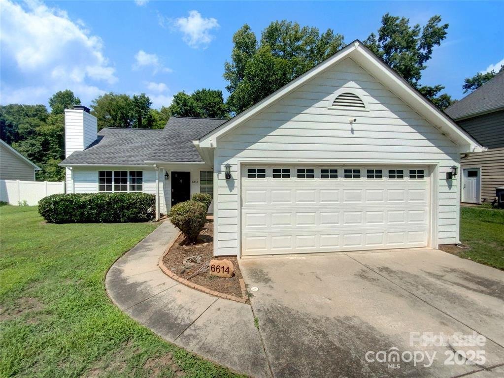 Property image 1 at 6614 Flat Creek Drive, Charlotte, NC 28277