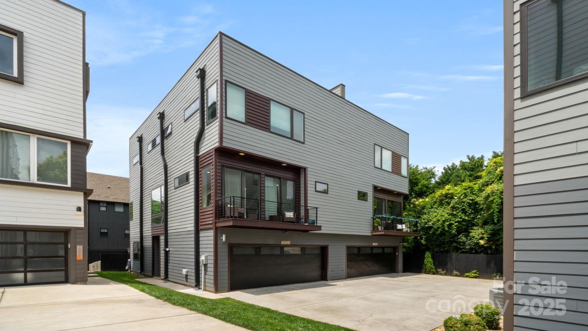 1011 Westbrook Drive