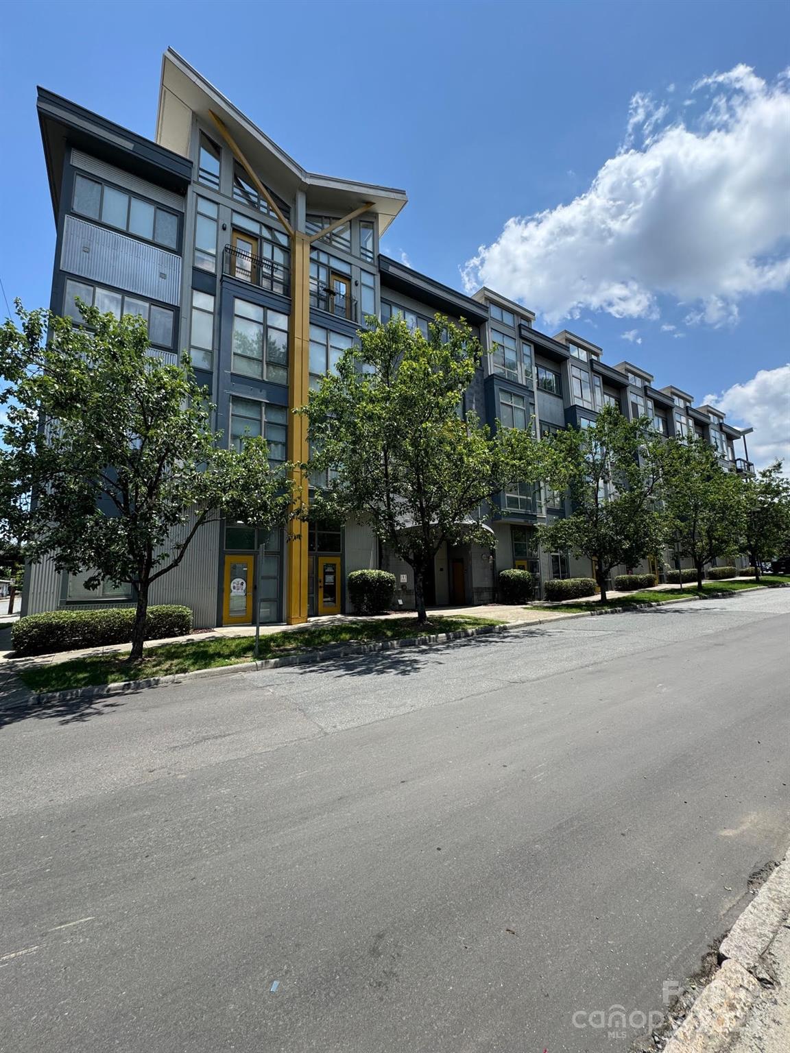 Property image 2 at 514 W 10th Street, Charlotte, NC 28202