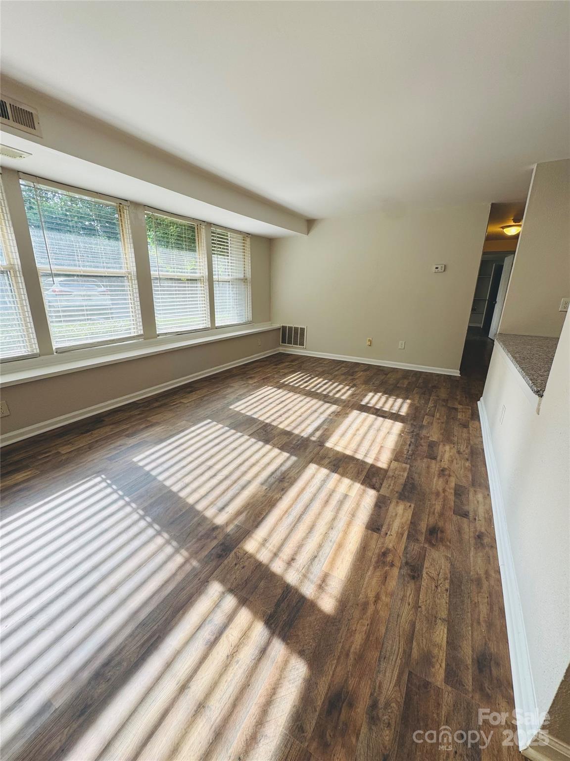 Property image 3 at 9541 Shannon Green Drive, Charlotte, NC 28213