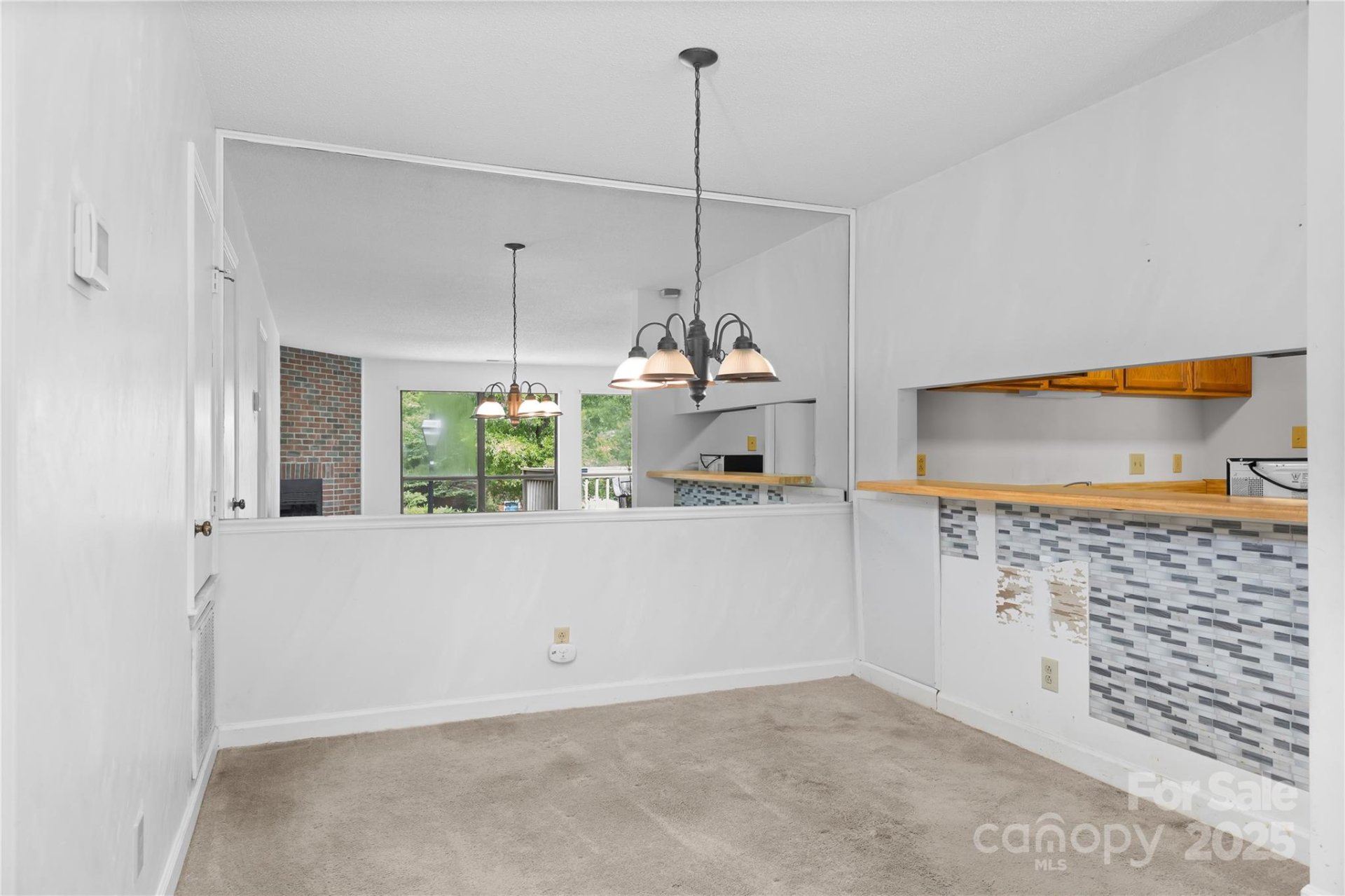 Property image 4 at 1604 Sharon Road, Charlotte, NC 28210