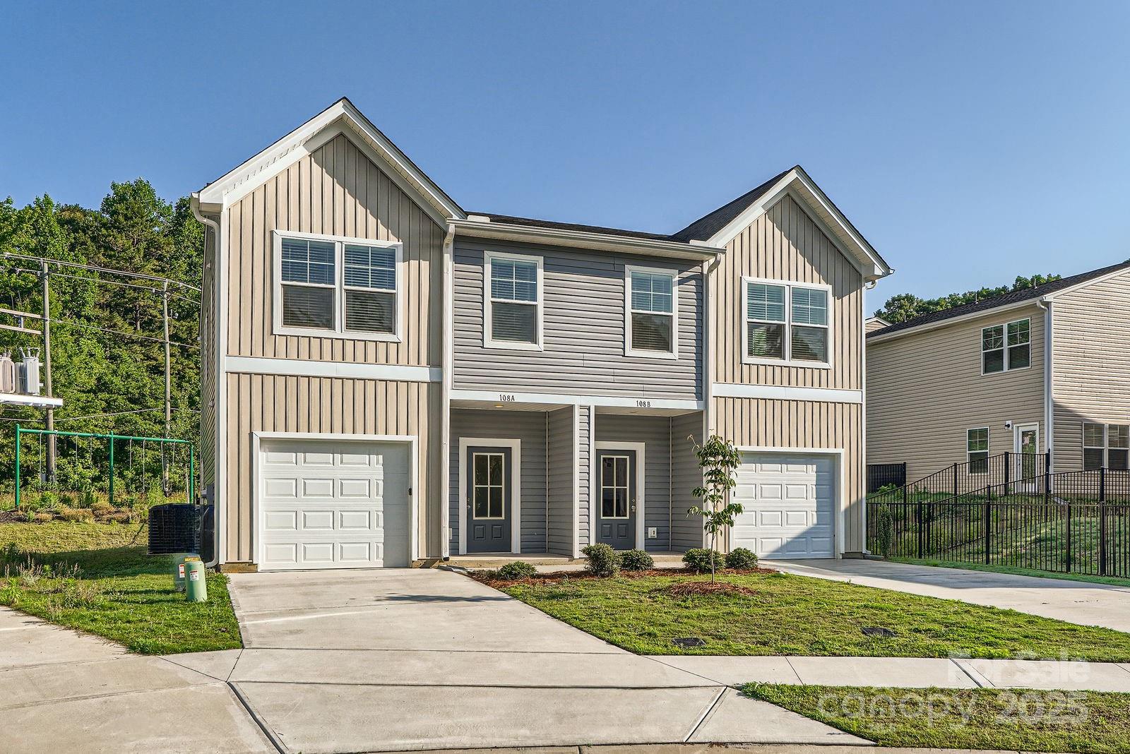 Fosters Glen, Mooresville Community