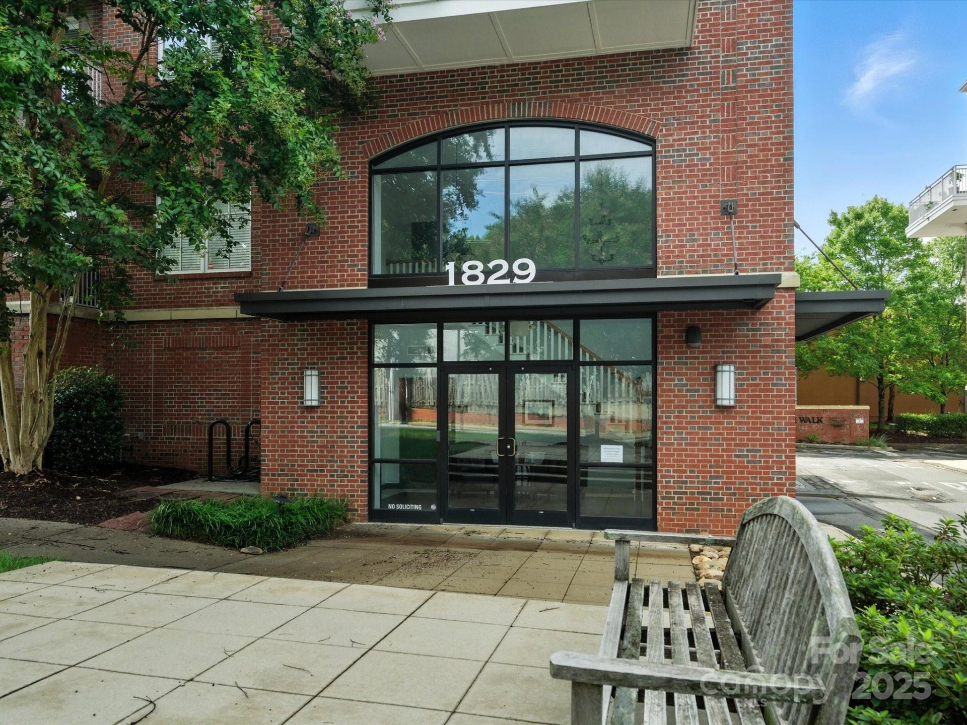Property image 2 at 1829 Kenilworth Avenue, Charlotte, NC 28203