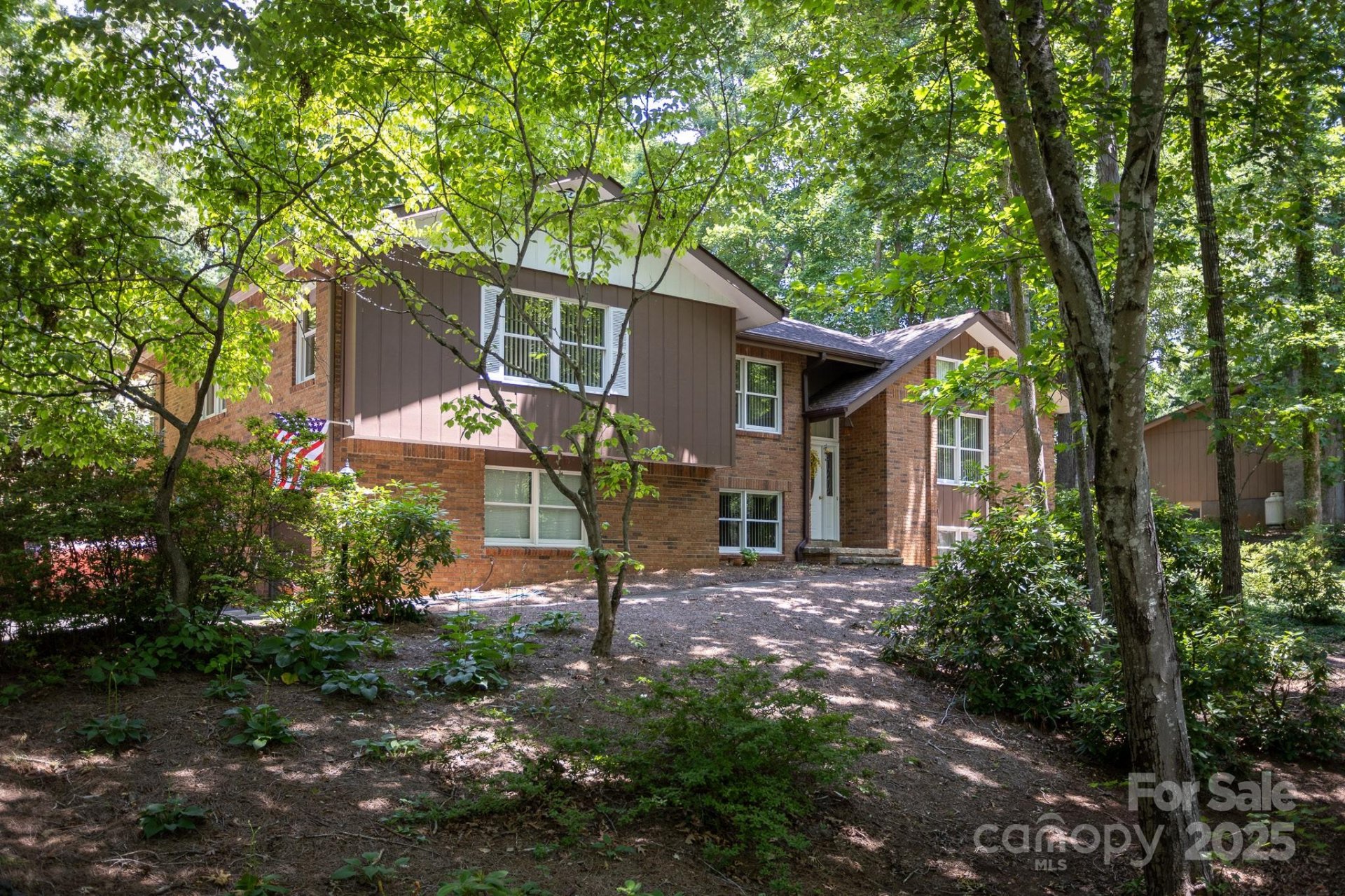 Property image 2 at 15 Cedar Trail, Asheville, NC 28803