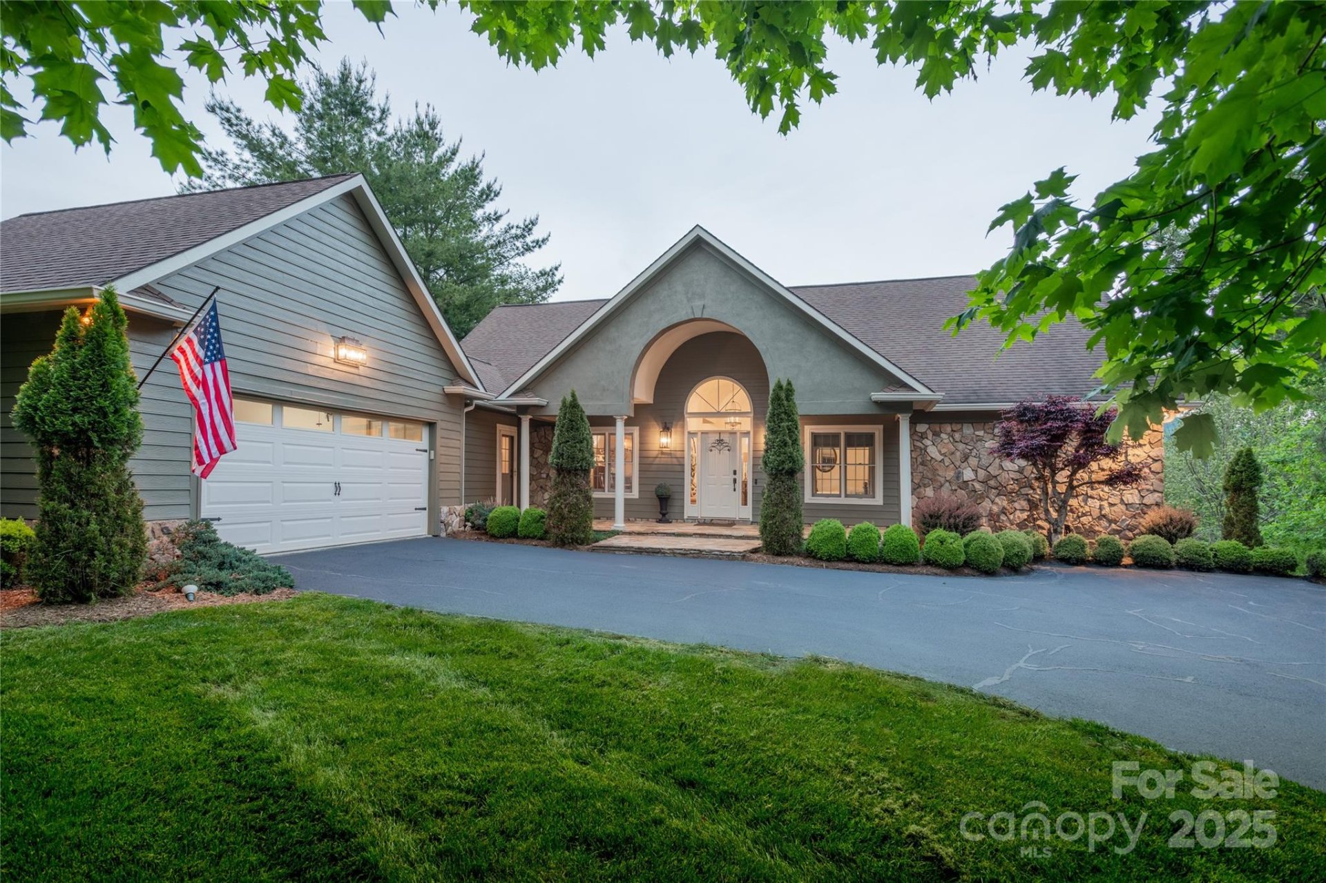 214 River Knoll Drive