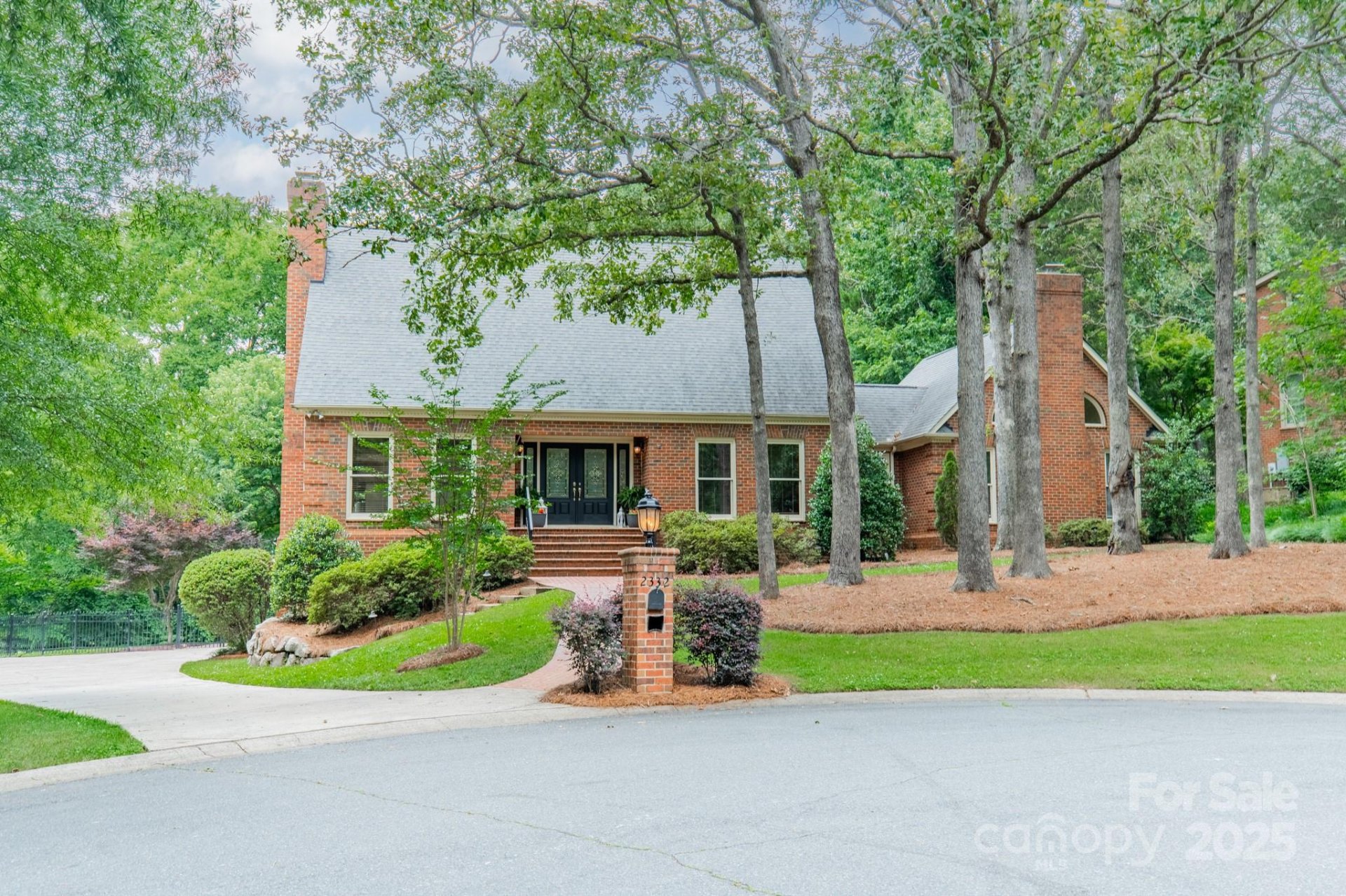 2332 Hemby Place