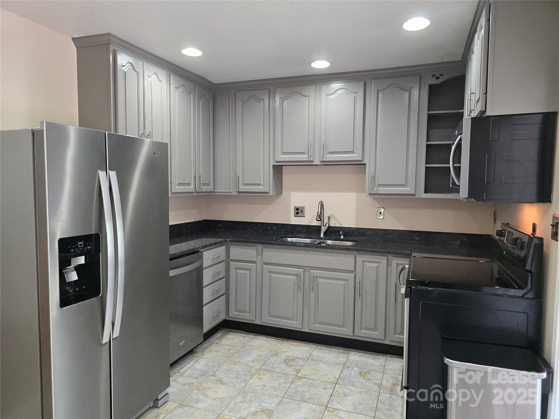 Property image 1 at 5027 Malibu Drive, Charlotte, NC 28215