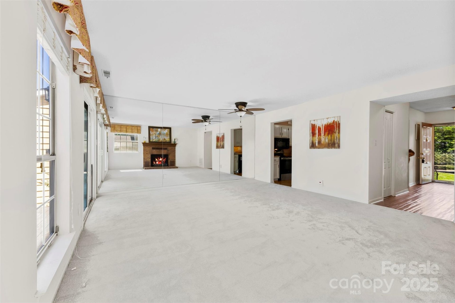 1670 Robins Nest Court