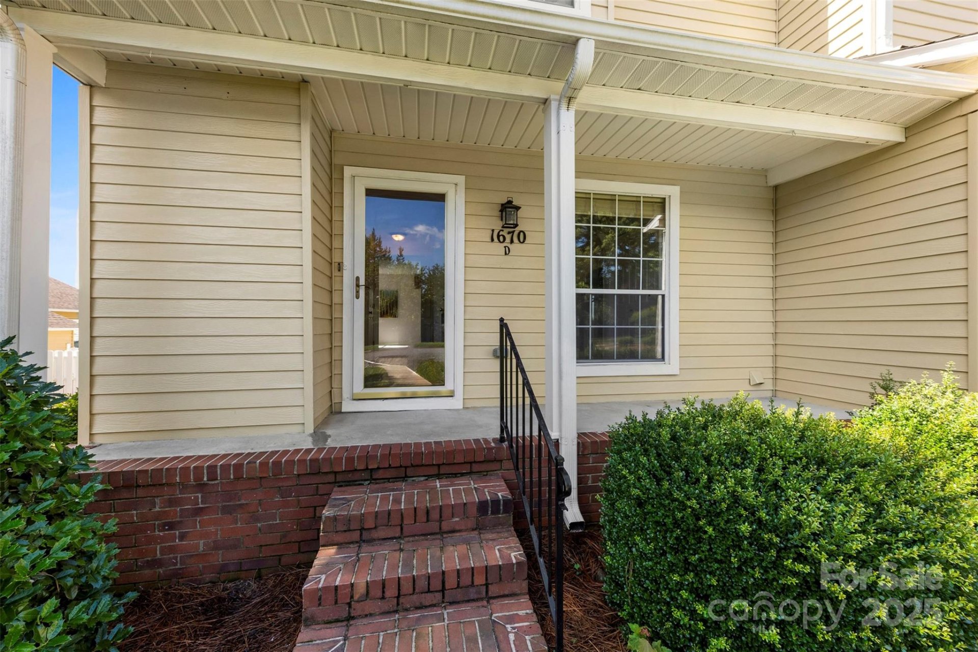 Property image 2 at 1670 Robins Nest Court, Gastonia, NC 28054