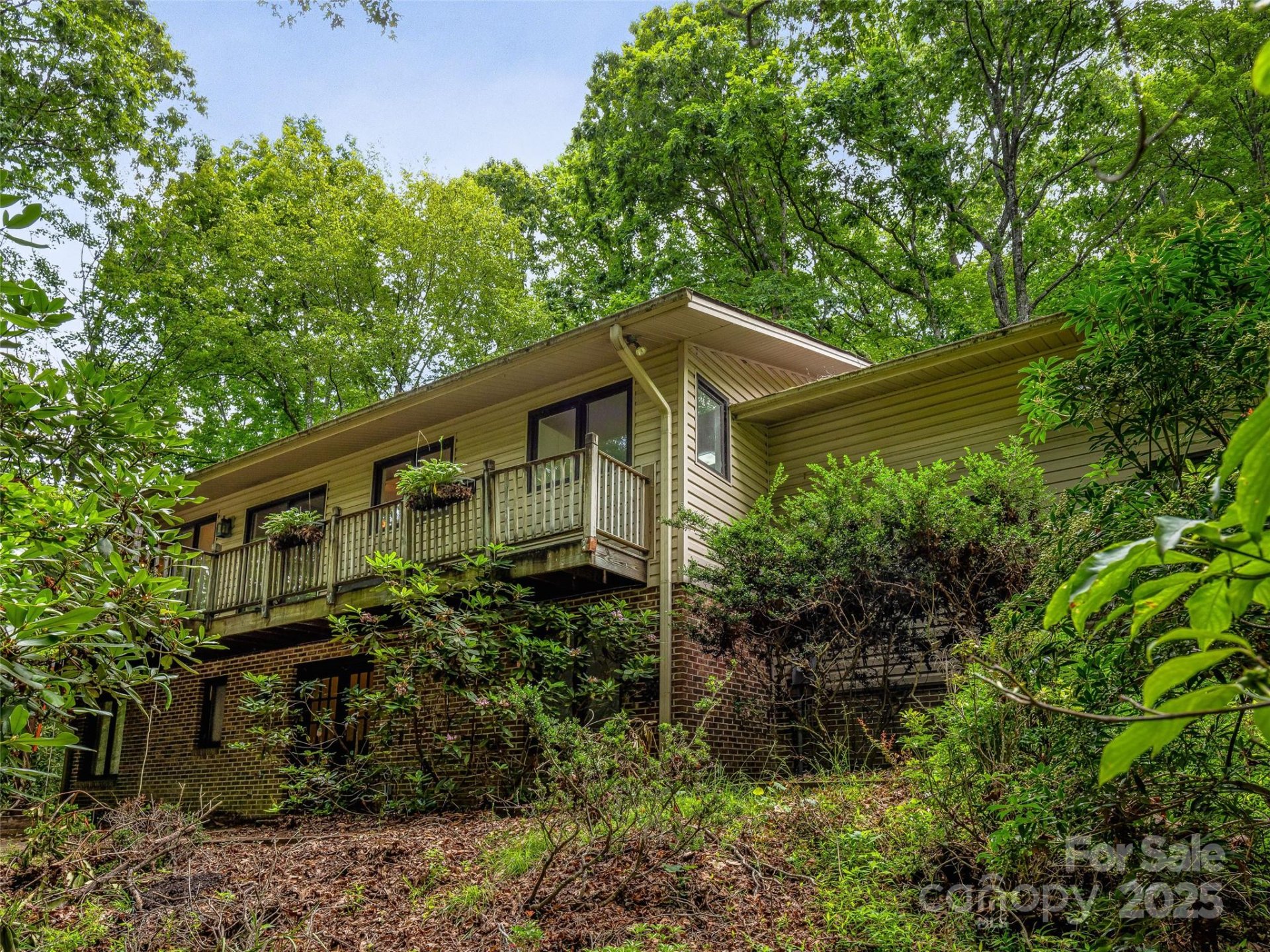 1026 Campbell Drive