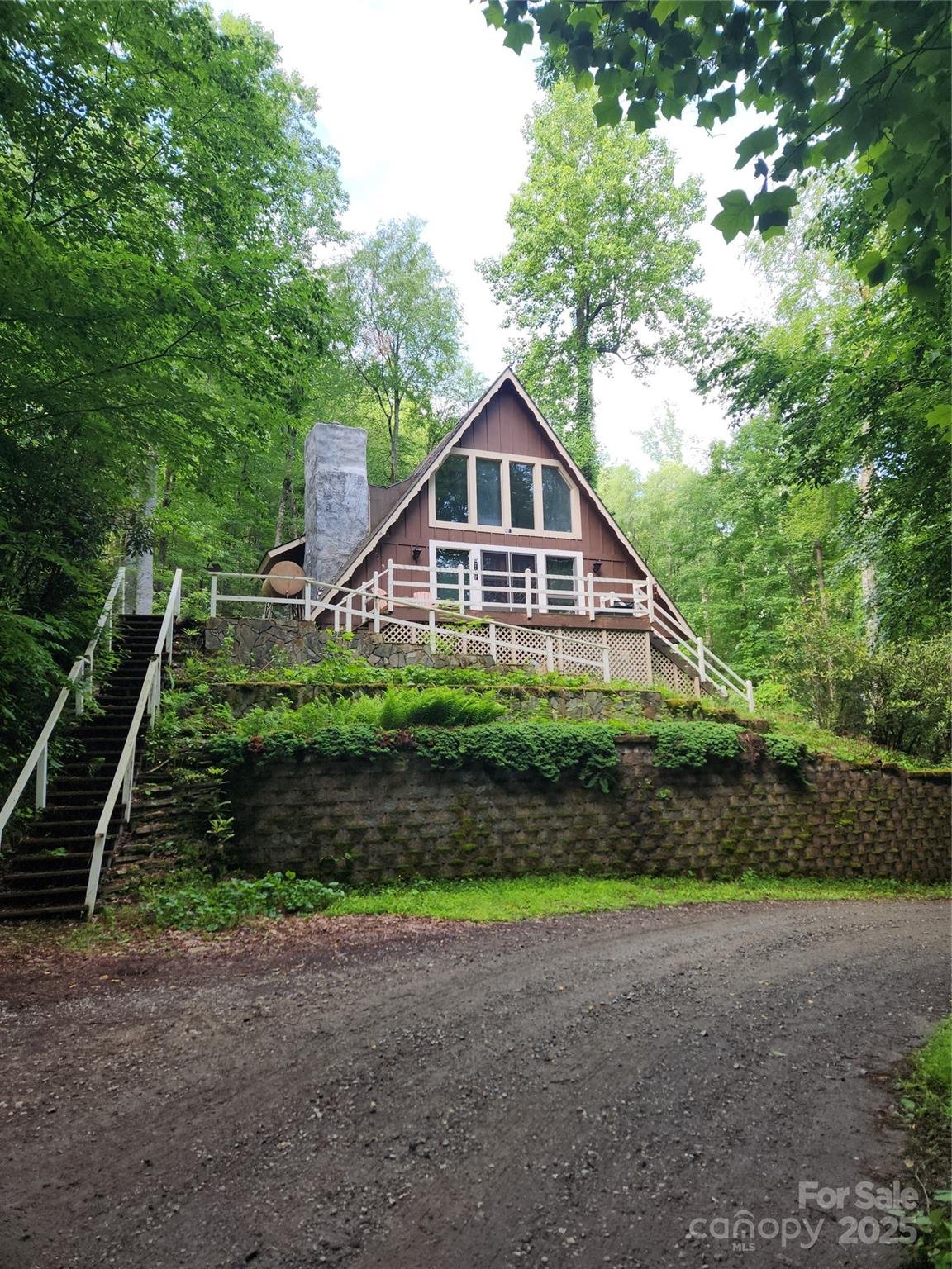 Property at 370 Woodland Hills Drive, Elk Park, NC 28622