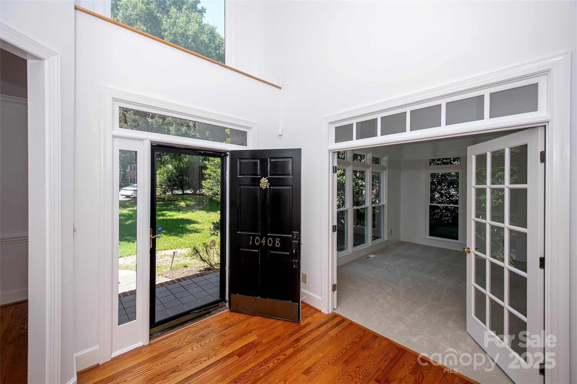 Property image 3 at 10408 Hadleigh Place, Charlotte, NC 28210