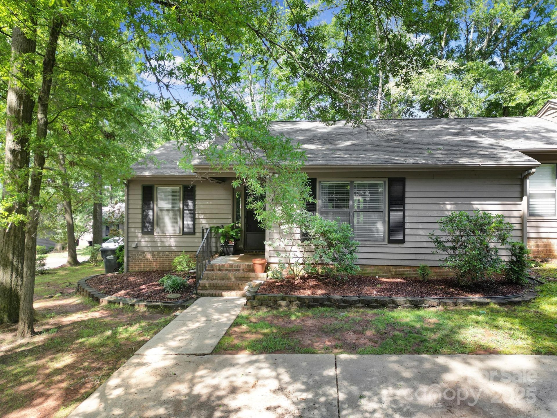 1003 Cranberry Circle