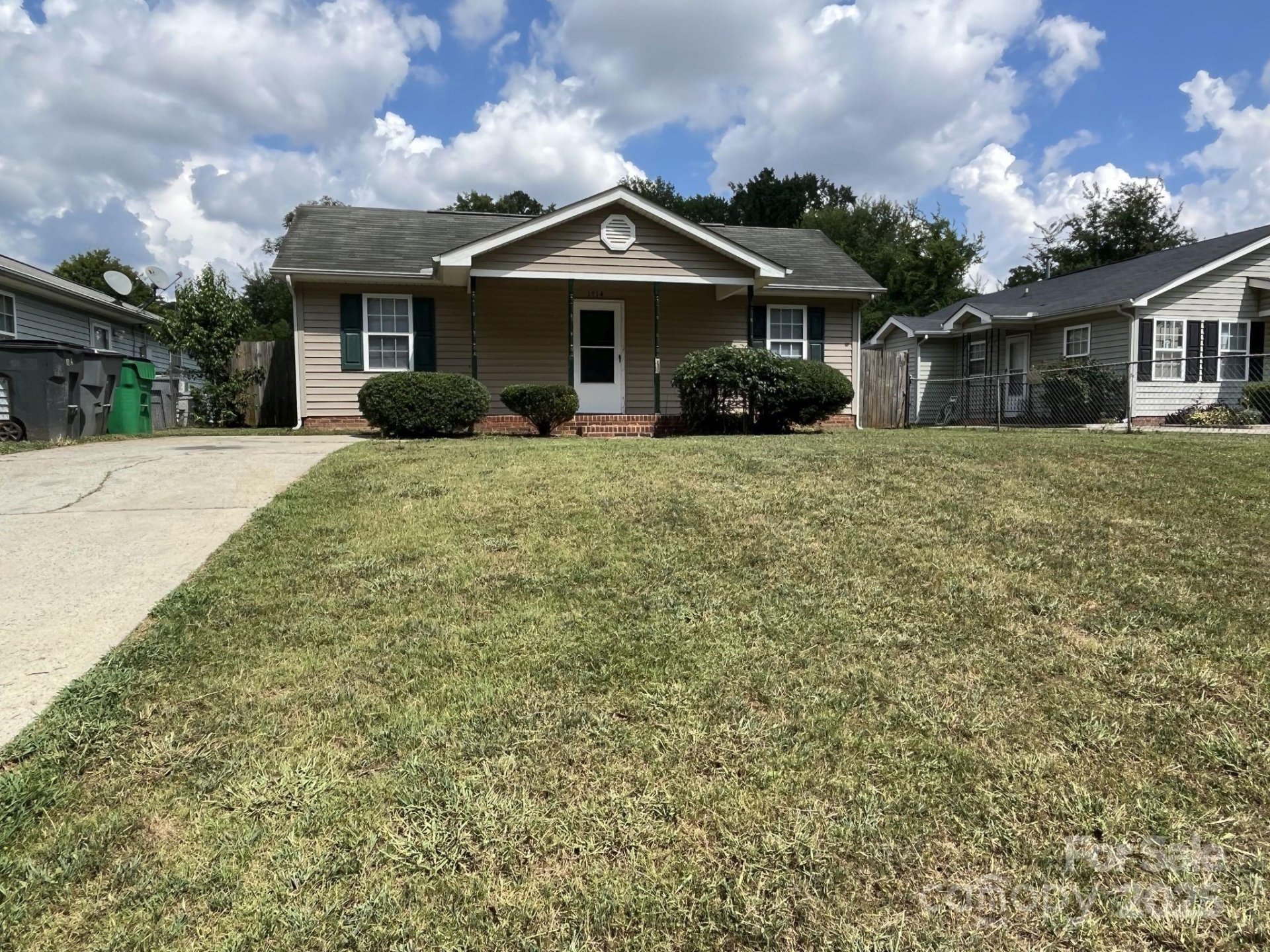 Property image 1 at 1714 Maribel Avenue, Charlotte, NC 28216