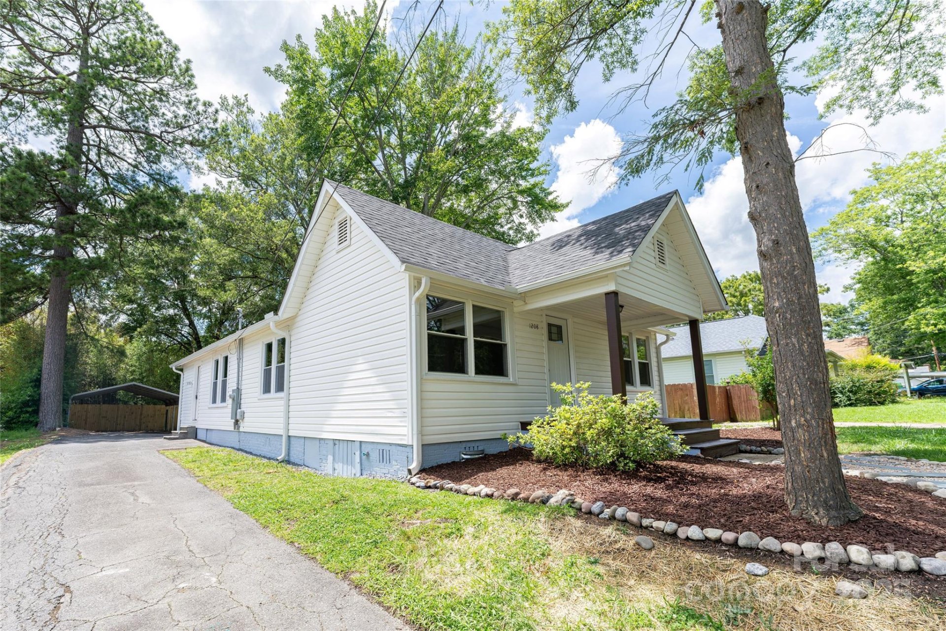 Property image 3 at 1208 Martin Luther King Avenue, Kannapolis, NC 28083