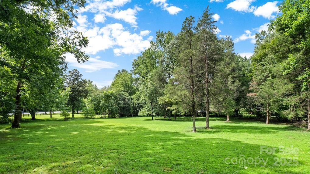 Property image 2 at 8105 Sardis Road, Charlotte, NC 28270