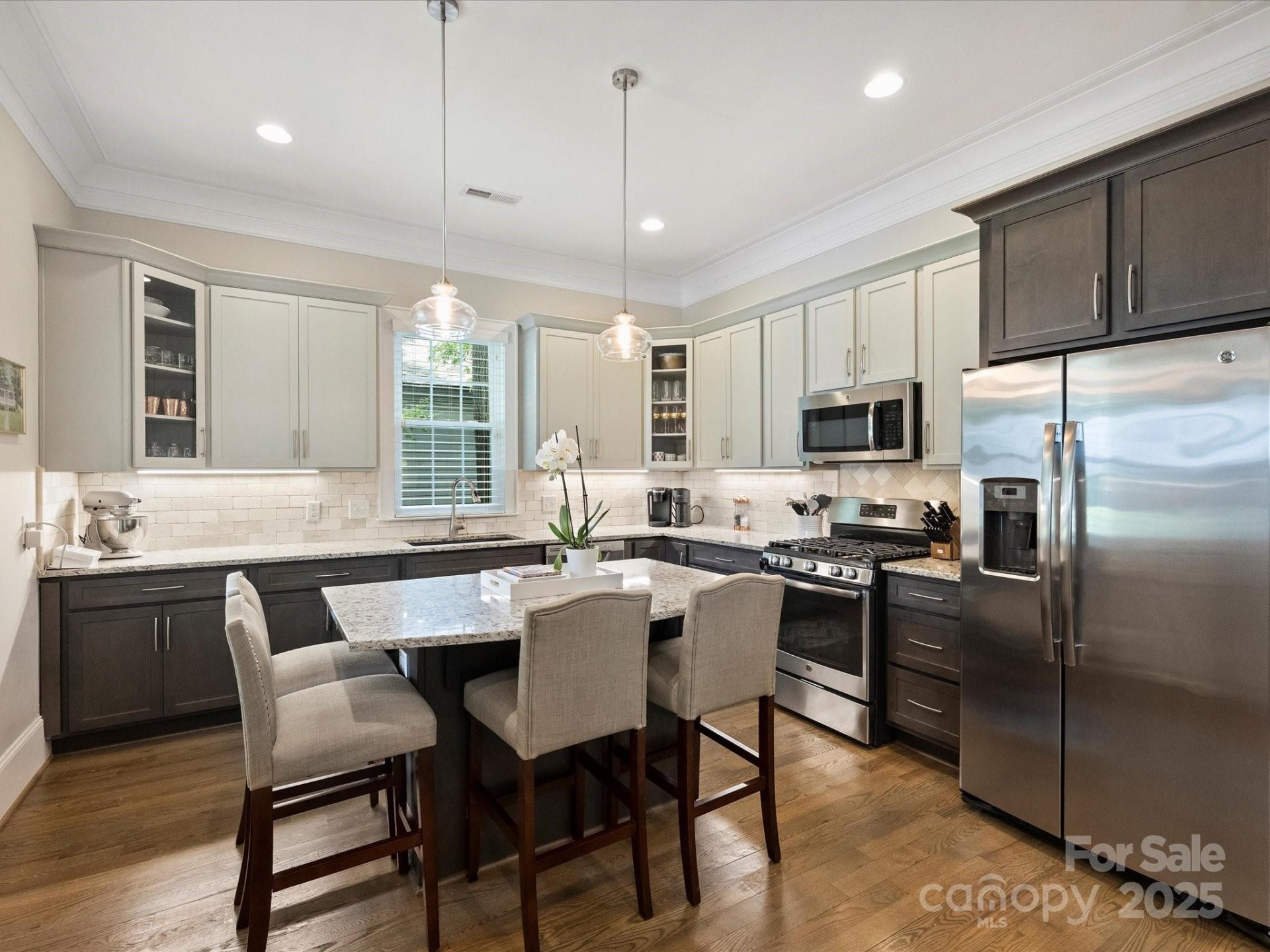 Property image 5 at 1325 Kennon Street, Charlotte, NC 28205