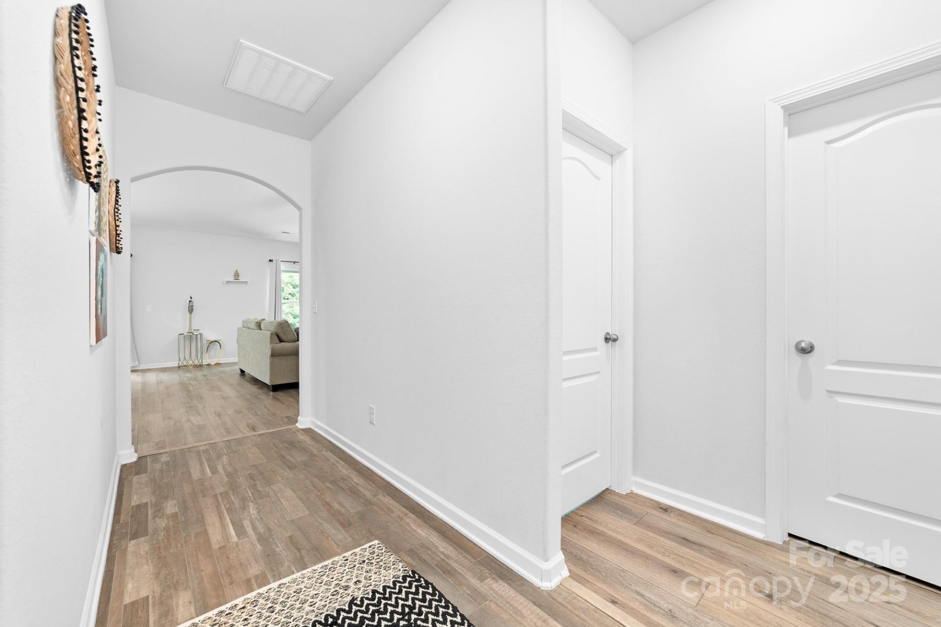 Property image 3 at 8416 Highgate Drive, Charlotte, NC 28215