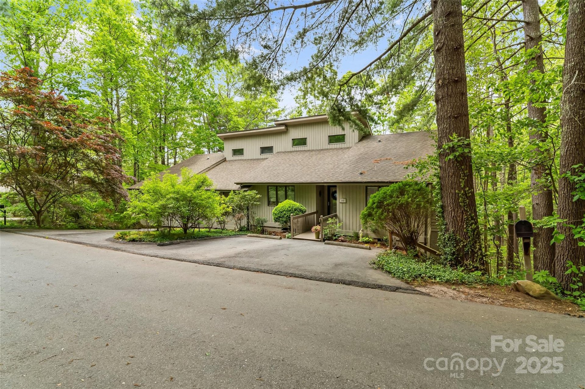 Property image 2 at 26b Cedarwood Trail, Asheville, NC 28803