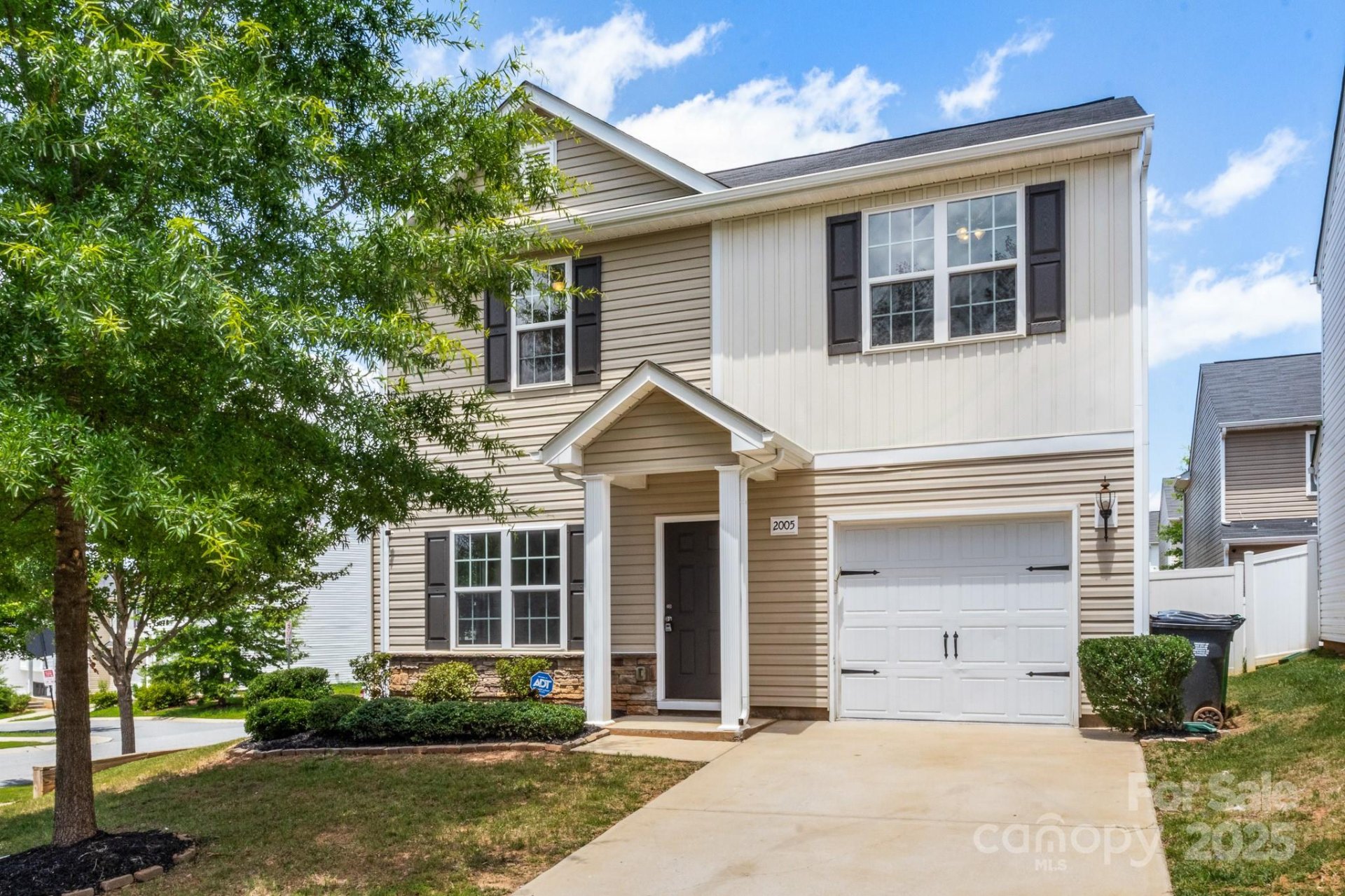 Property image 1 at 2005 Amos Oaks Lane, Charlotte, NC 28215