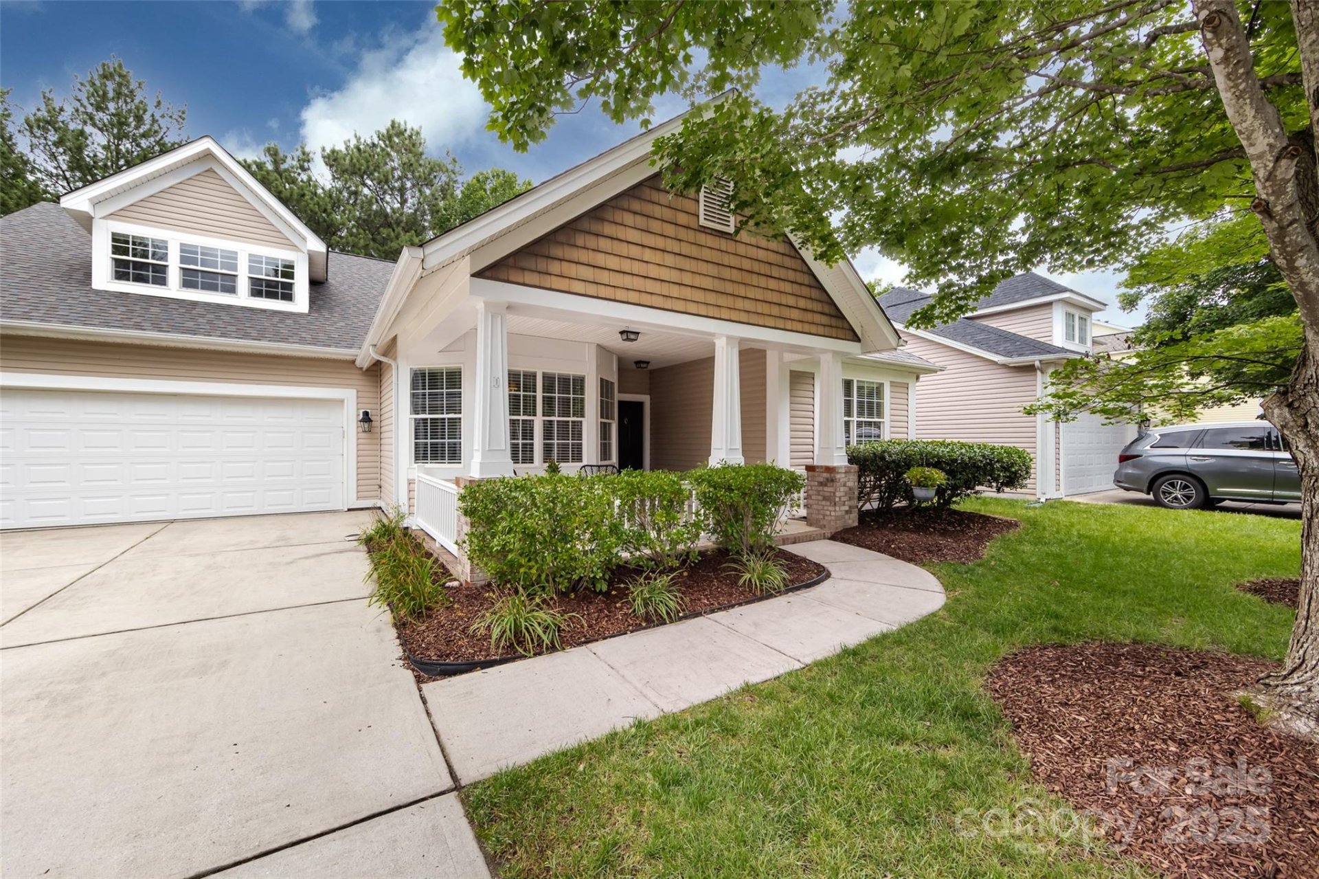 Property image 2 at 1040 Stonedown Lane, Matthews, NC 28104