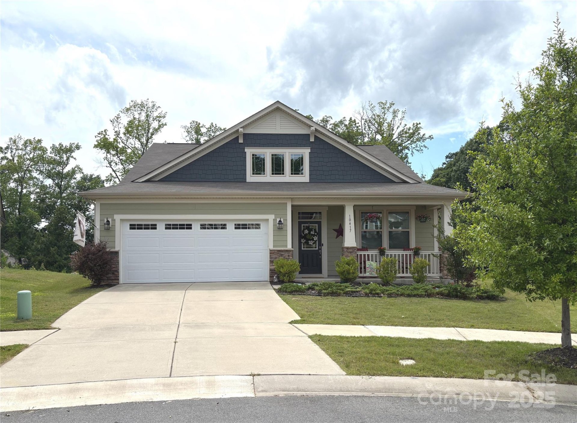 10417 Bluejack Oak Court