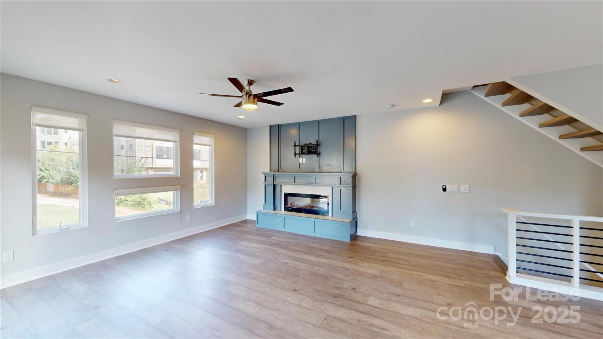 Property image 3 at 208 Walnut Avenue, Charlotte, NC 28208