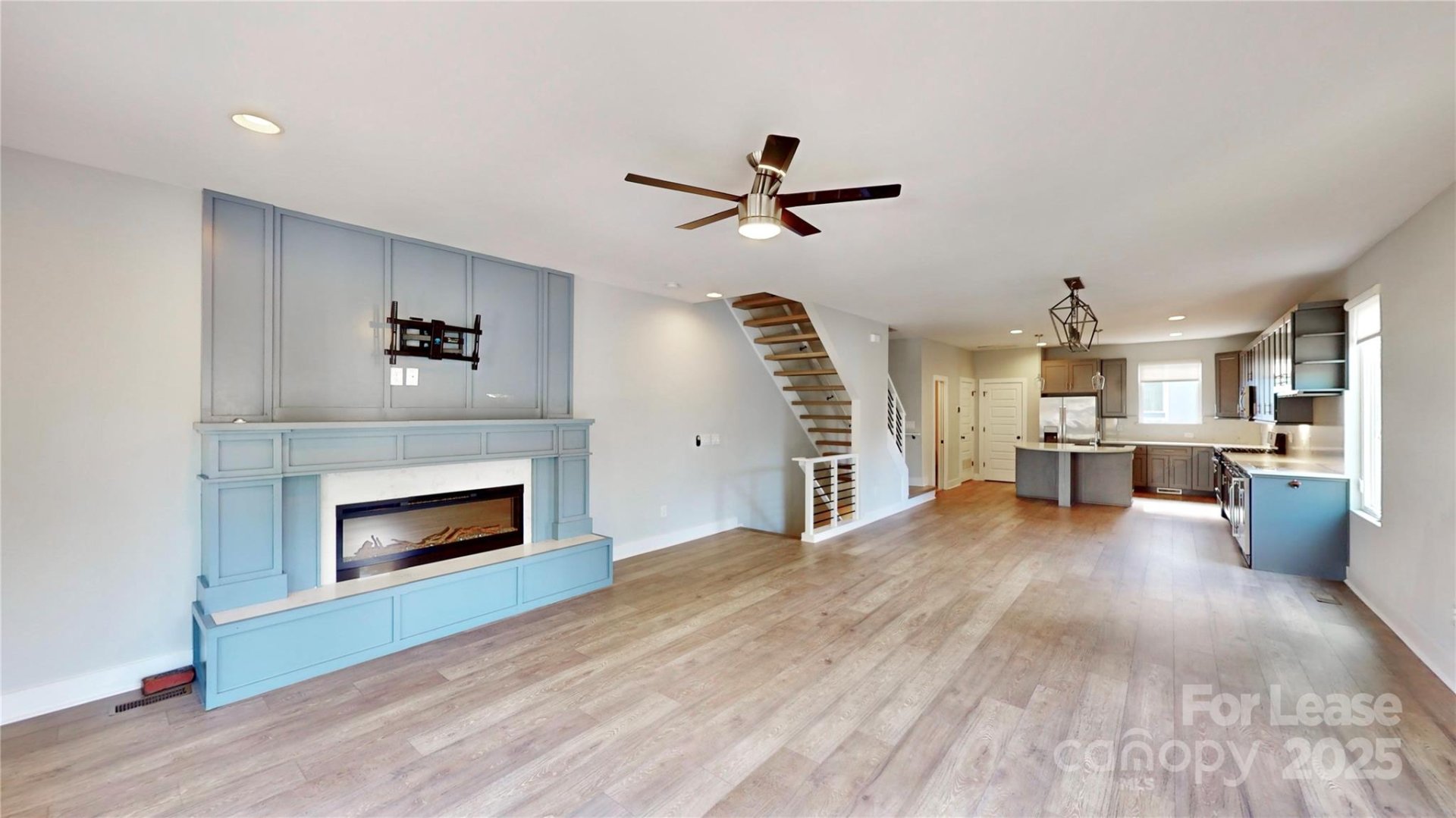 Property image 5 at 208 Walnut Avenue, Charlotte, NC 28208
