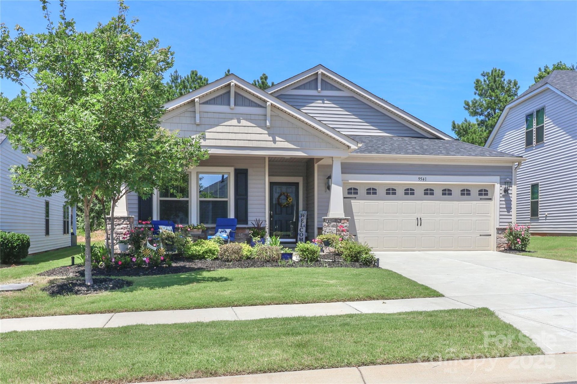 Property image 3 at 9541 Festival Way, Charlotte, NC 28215