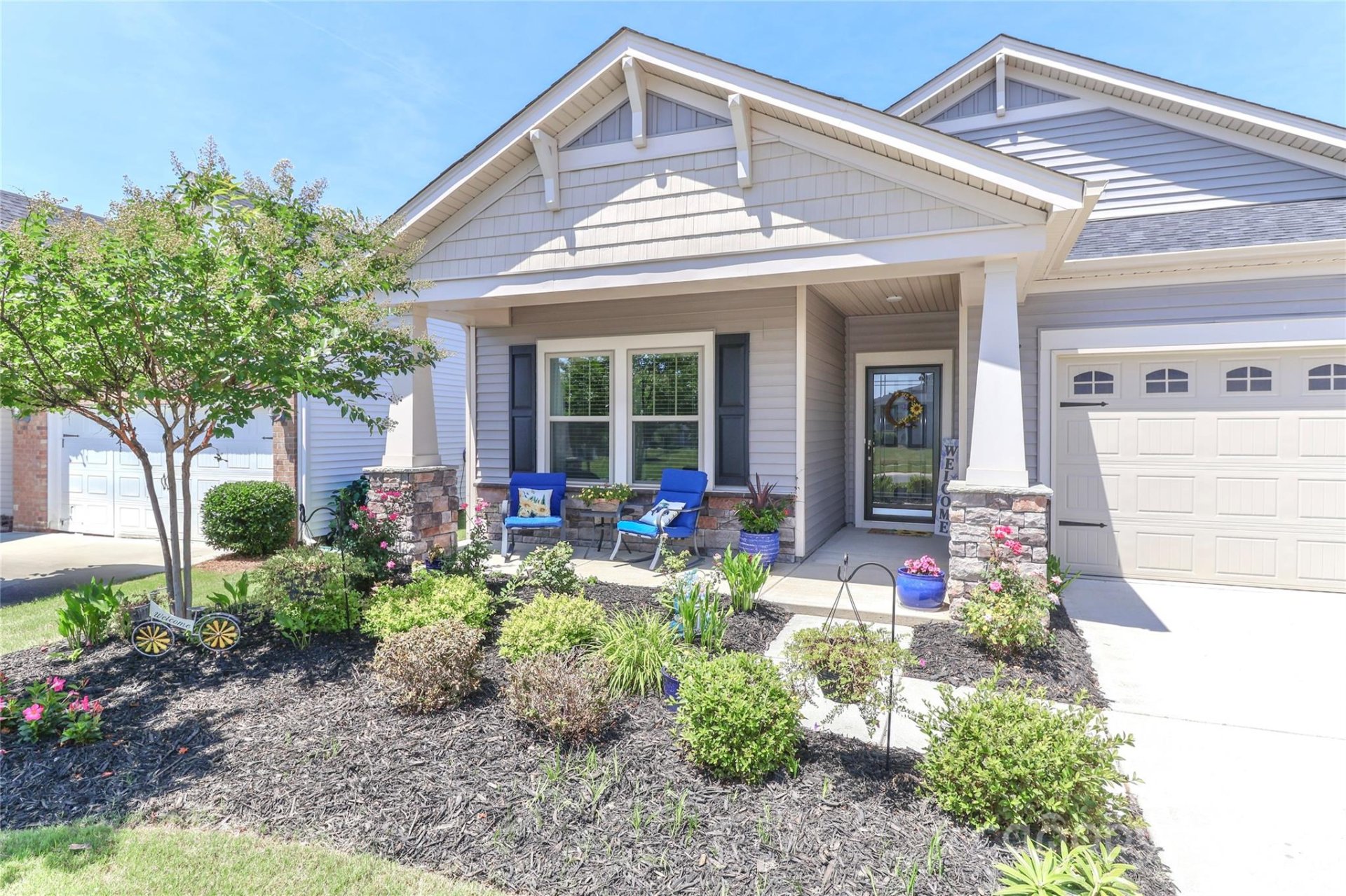Property image 4 at 9541 Festival Way, Charlotte, NC 28215