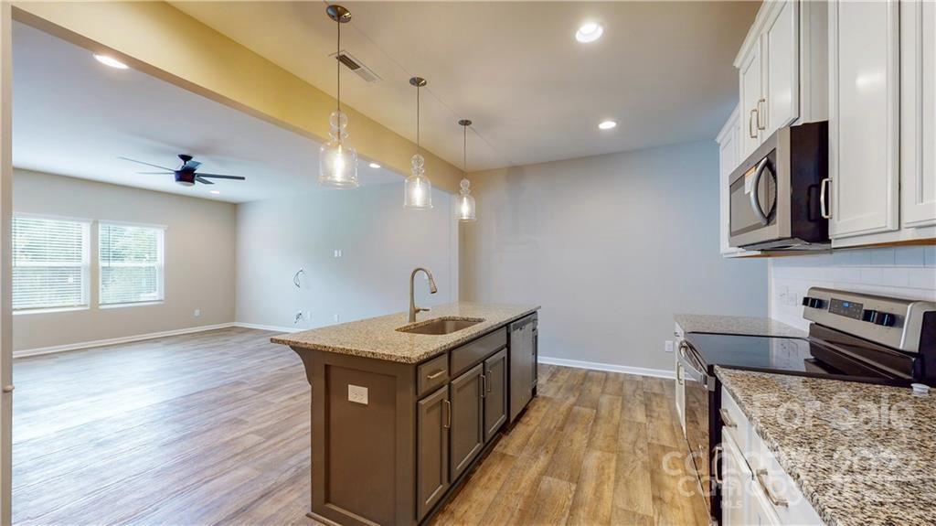 Property image 2 at 8550 River Ridge Drive, Charlotte, NC 28213