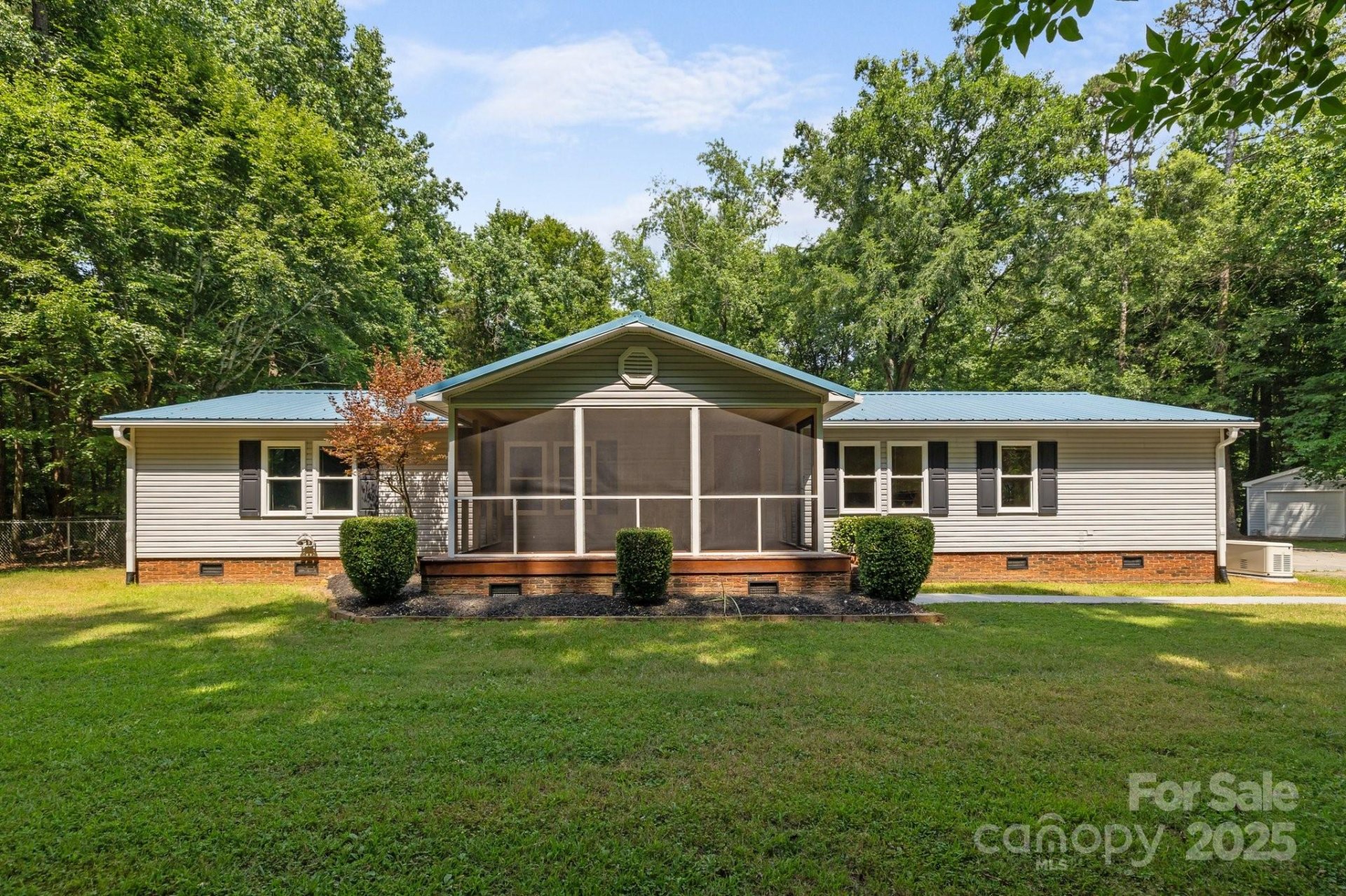 7011 S Providence Road