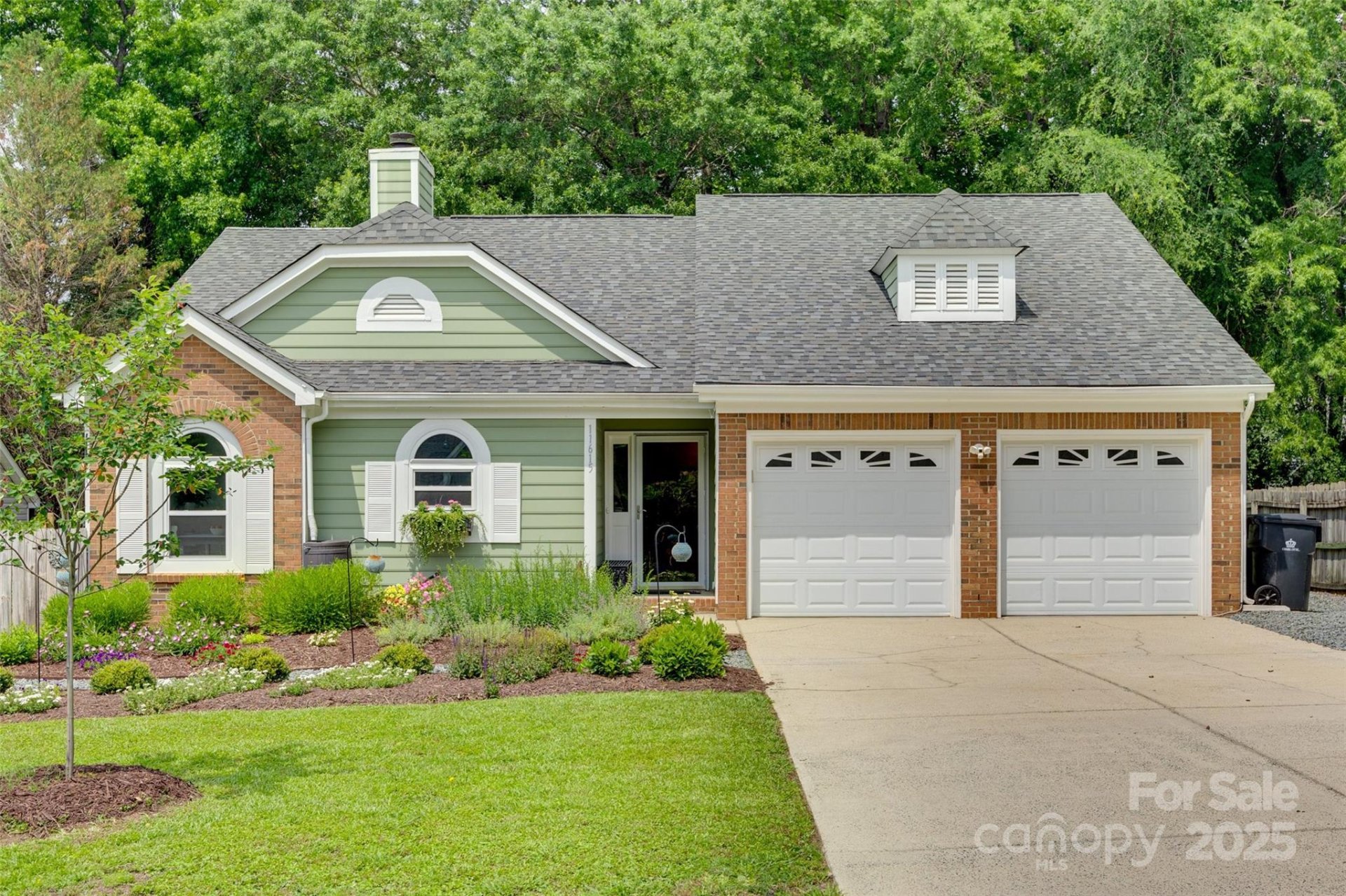 Property image 1 at 11615 Chadburn Lane, Charlotte, NC 28215