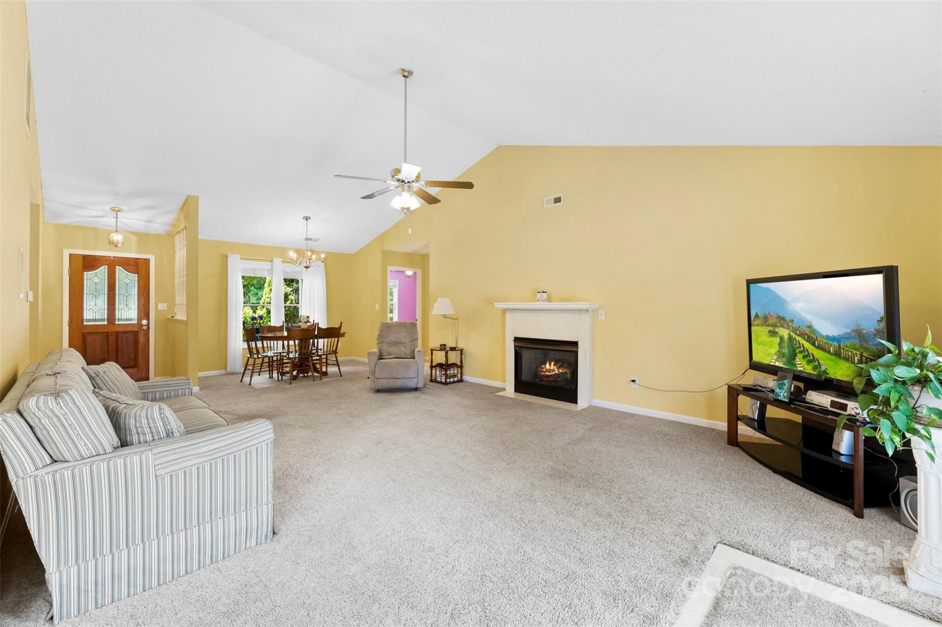 Property image 4 at 1958 Cameron Heights Circle, Denver, NC 28037